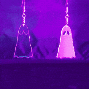 ghost-earrings-reflect