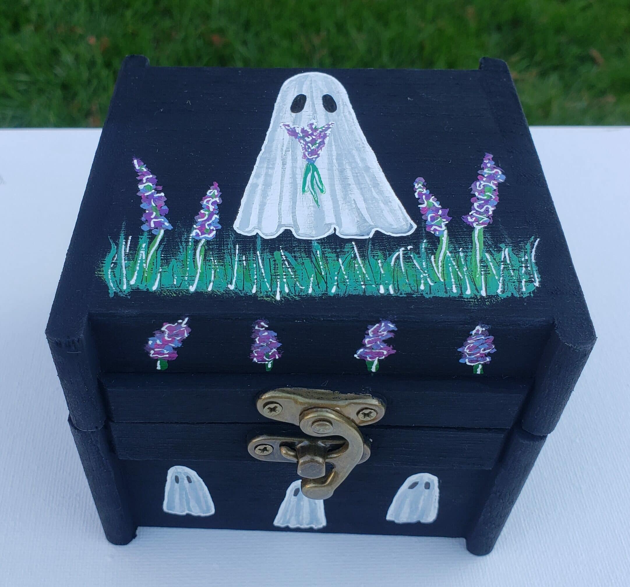 Ghost Trinket Box