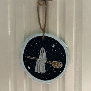 flying-ghost-glowing-ornament-2